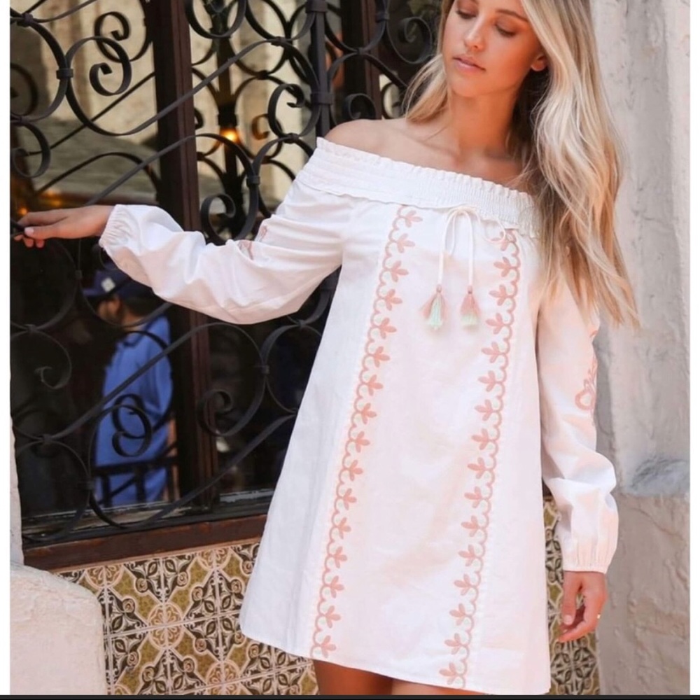 Gorgeous Off the Shoulder Dress New! - Picture 2 of 3